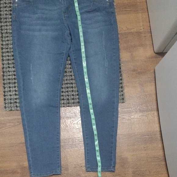 Stylish Blue Ankle-Length Women's Jeans - Picture 9 of 14